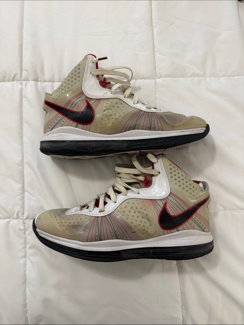 Nike LeBron 8 V/2 “Home” size 10.5